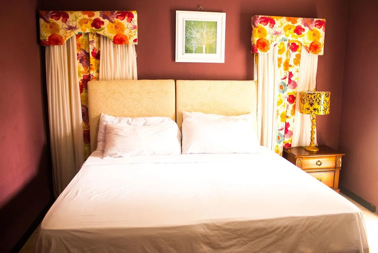 Crescent Court Hotel Kingston Jamaica