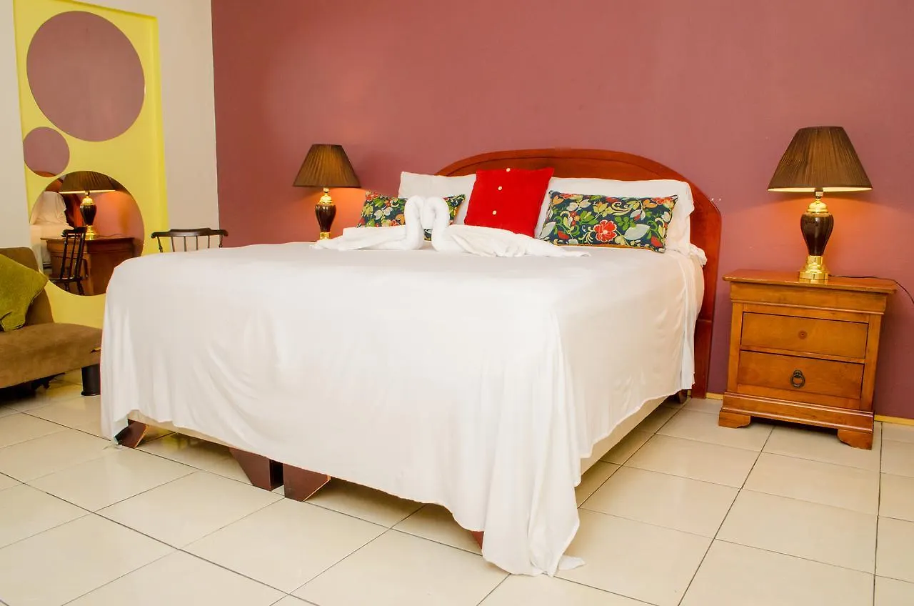 Crescent Court Hotel Kingston